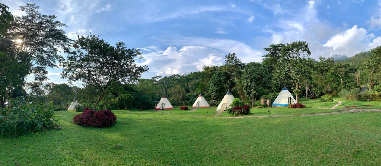 Bosque De Aventura & Glamping Refugio Del Bosque Hotel La Mesa  Kültér fotó