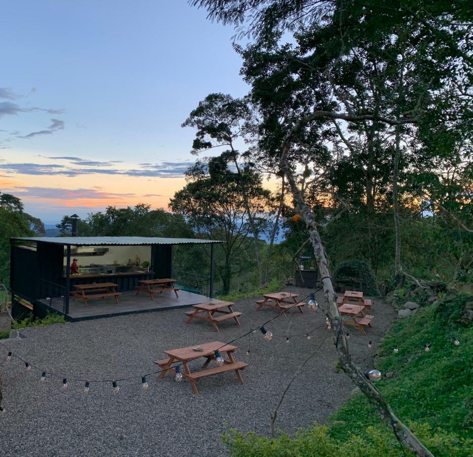 Bosque De Aventura & Glamping Refugio Del Bosque Hotel La Mesa  Kültér fotó